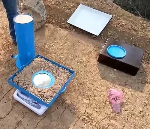 Illustrative image of Field density test (sand cone method) in Boise